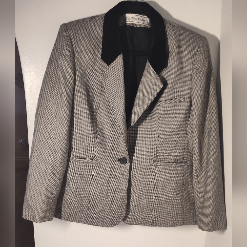 Evan Picone Women’s Velvet Collar Hounds Tooth Blazer Size 8